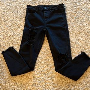 American Eagle black distressed hi-rise jegging
